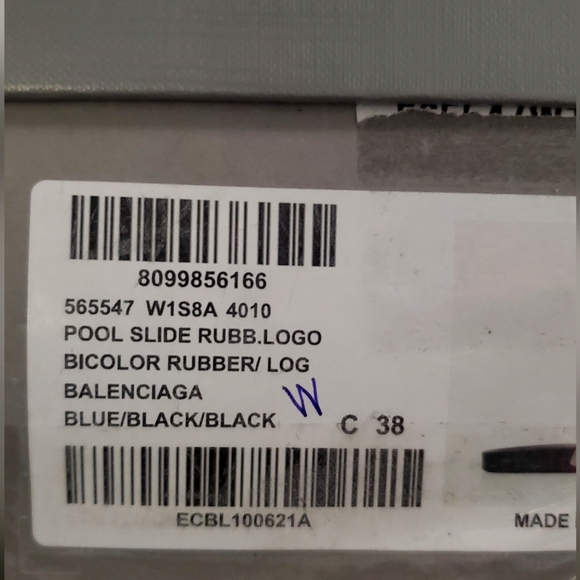 BALENCIAGA- Rubber Logo Womens Pool Slide Sandals - Picture 9 of 9